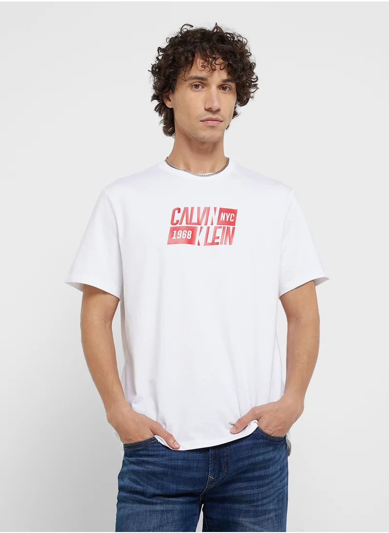 كالفن كلاين جينز Logo Crew Neck T-Shirt