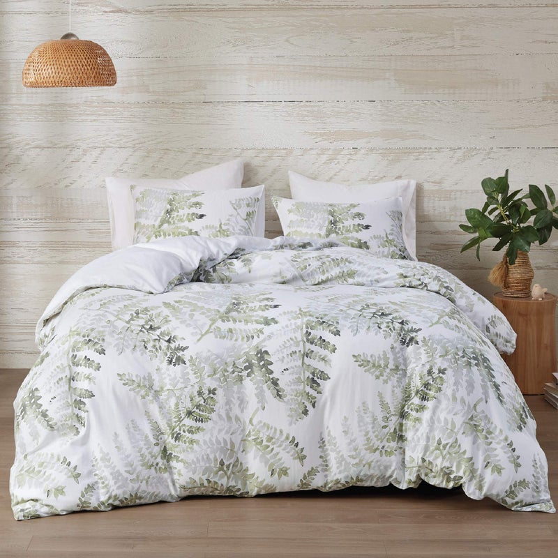 Intelligent Design Inspire by INTELLIGENT DESIGN Reversible 100% Cotton Sateen Duvet-Breathable Comforter Cover,Modern All Season Bedding Set with Sham(Insert Excluded),Judith,Palm Leaf GreenKing/Cal King(104"x90") - Image 1