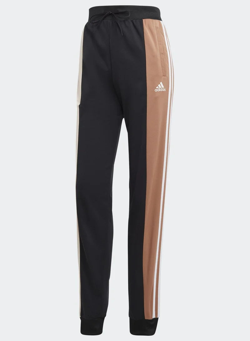 adidas بدلة رياضية (جاكيت + بنطال)