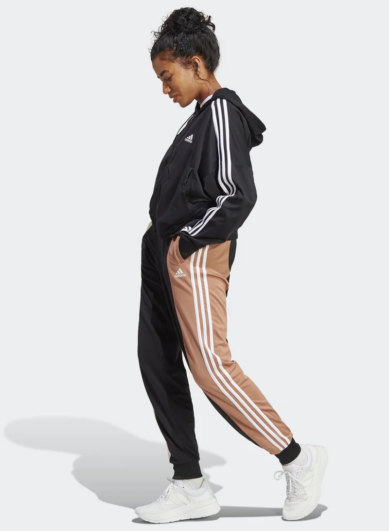adidas بدلة رياضية (جاكيت + بنطال)