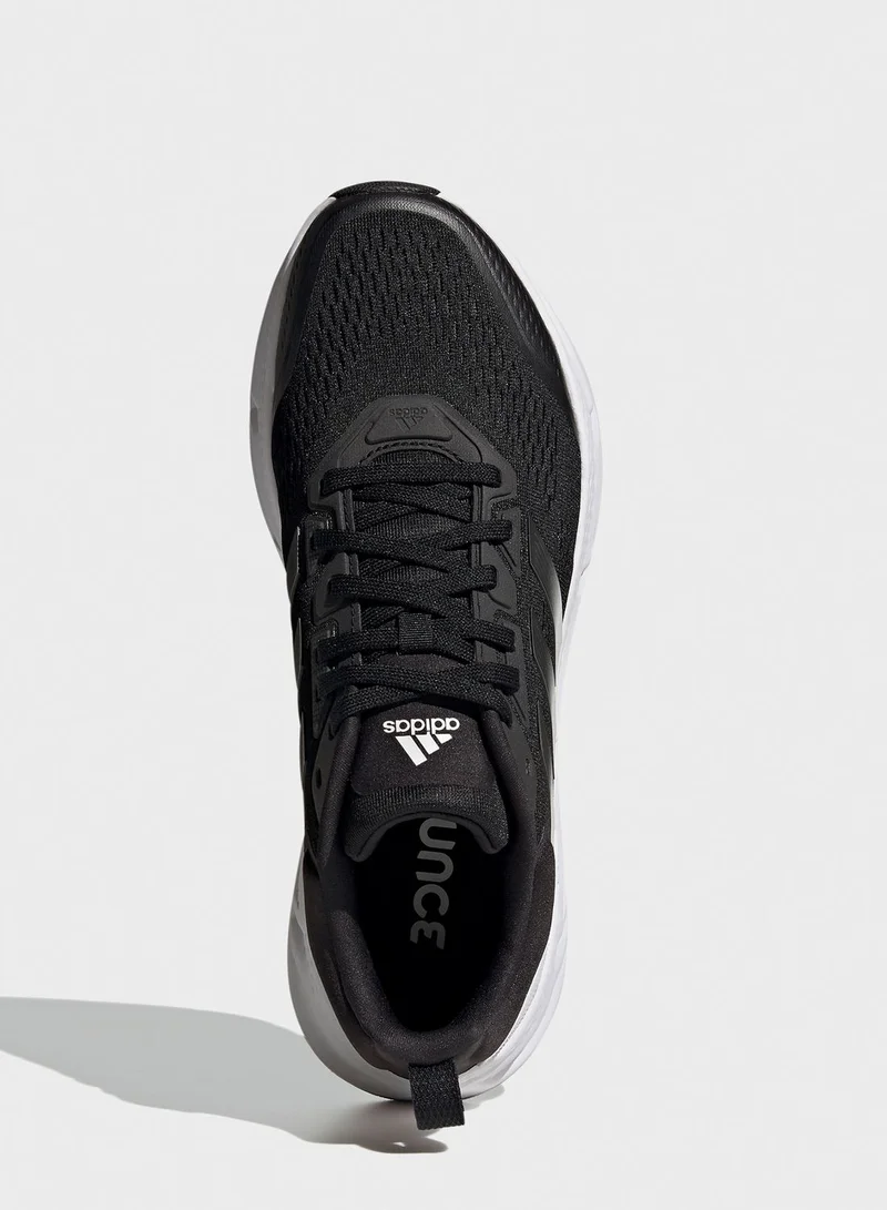 adidas حذاء كيوستار