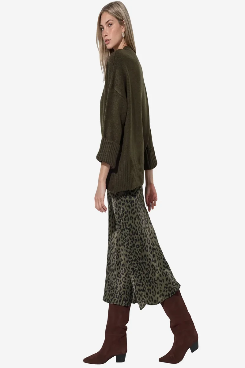 Viorna VIORNA Plain Crew Neck Sweatshirt