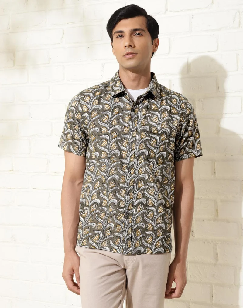 فاب انديا قميص قطني مطبوع يدويًا باللون الرمادي