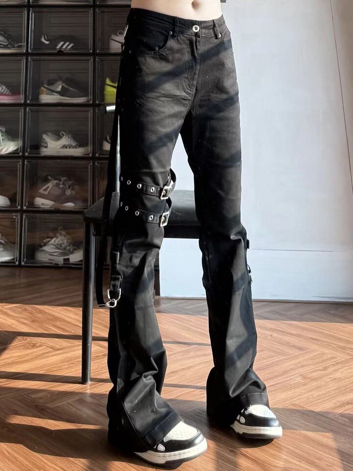 Unisex Classic Denim Jeans Loose Fit Daily Outdoor Wear - Image 1