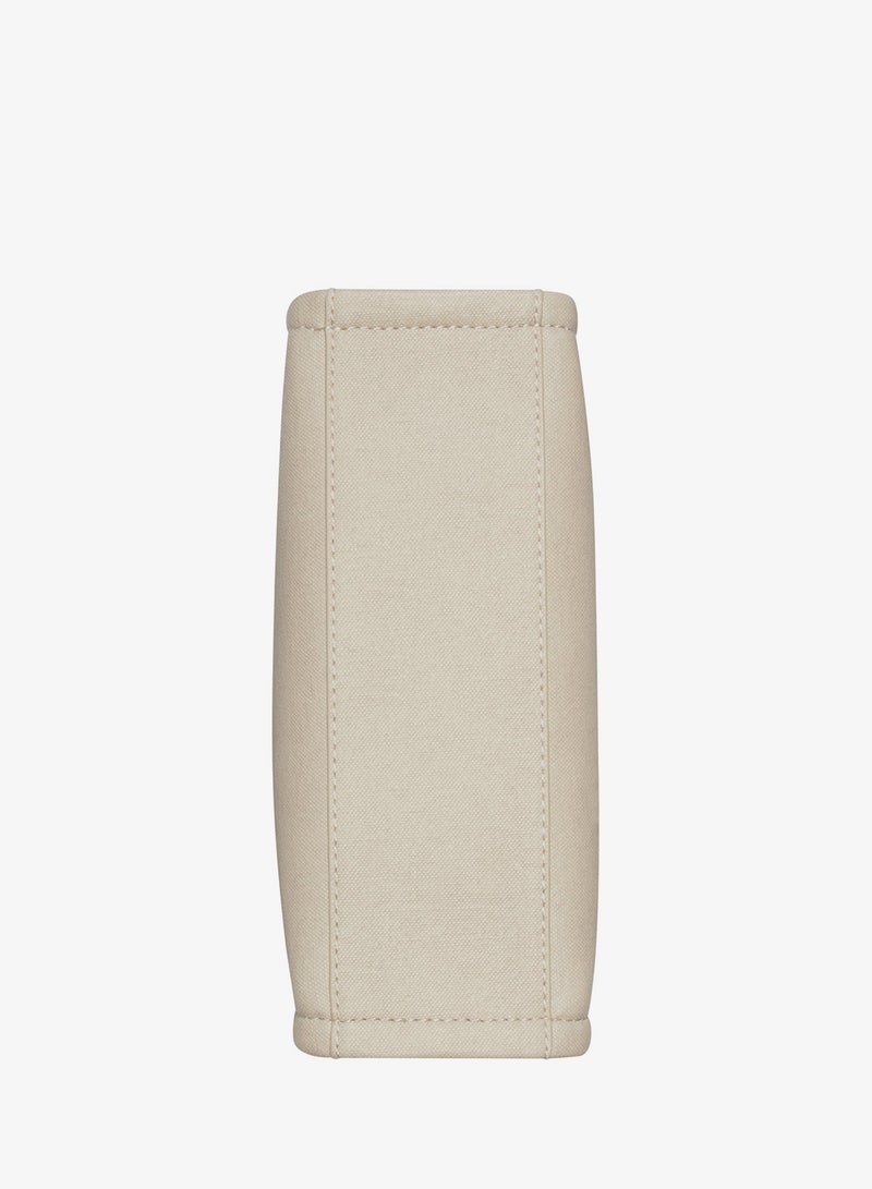 DKNY Bridie Medium Crossbody Bag - Image 4