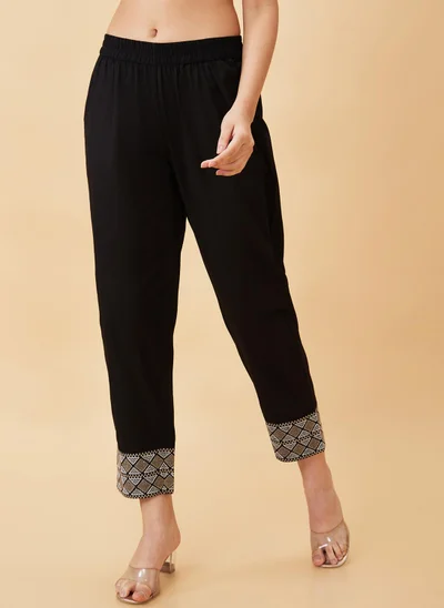 globus Globus Women Relaxed Flat-Front Mid-Rise Pure Cotton Trousers