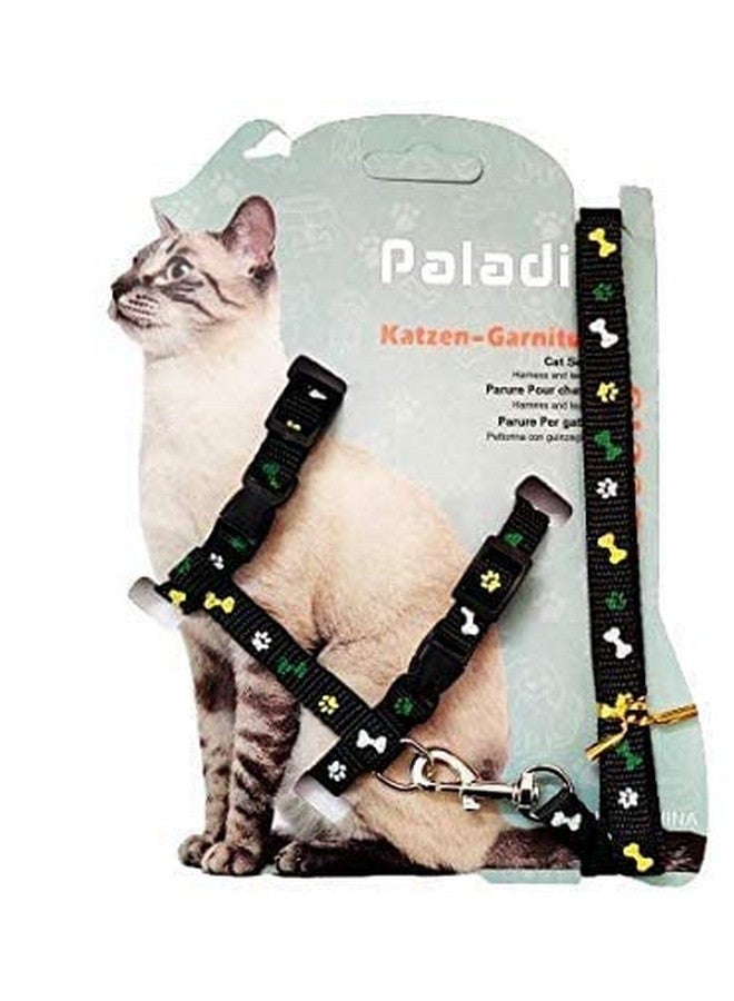 طوق حزام قابل للتعديل من النايلون المطبوع للقطط مع مجموعة مقود للمشي مع الحيوانات الأليفة الصغيرة، باللون الأسود