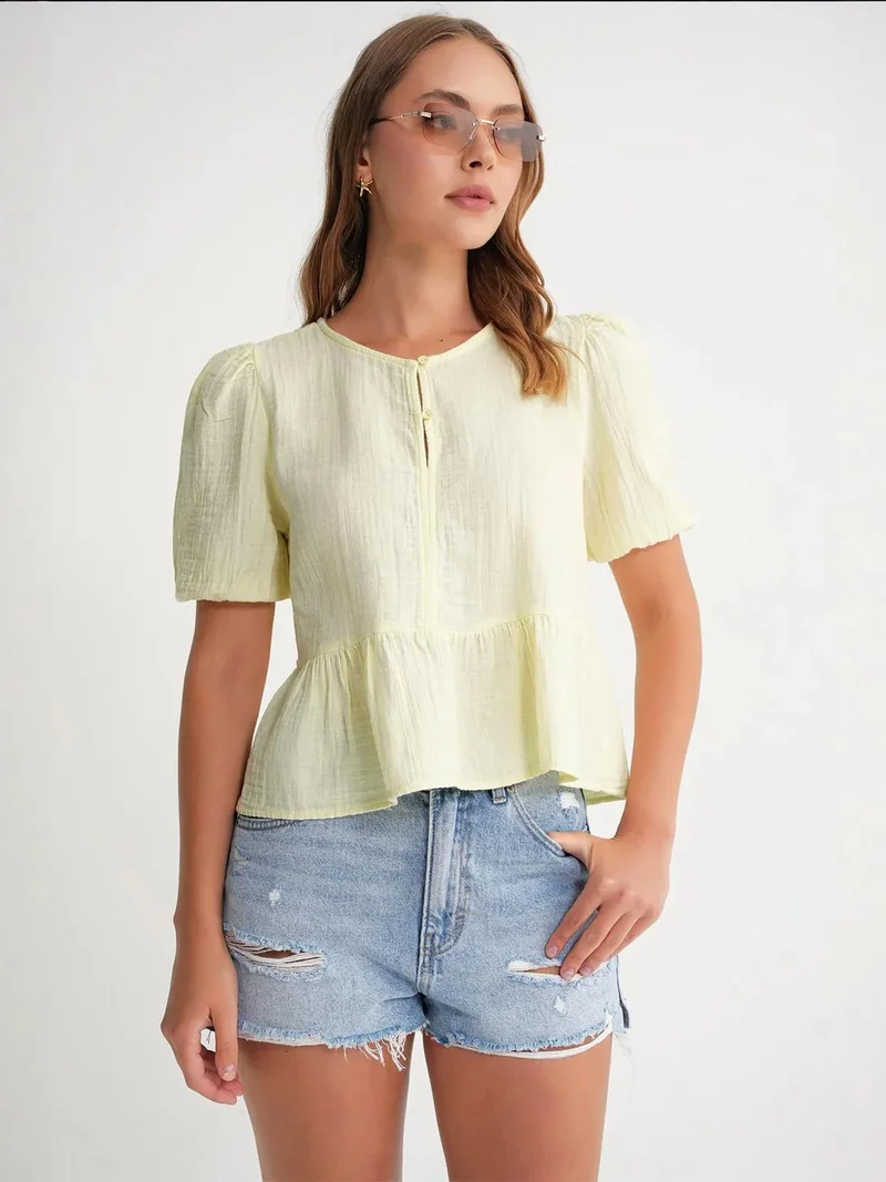 MixRay Mixray Textured Muslin Crew Neck Blouse with Button Closure