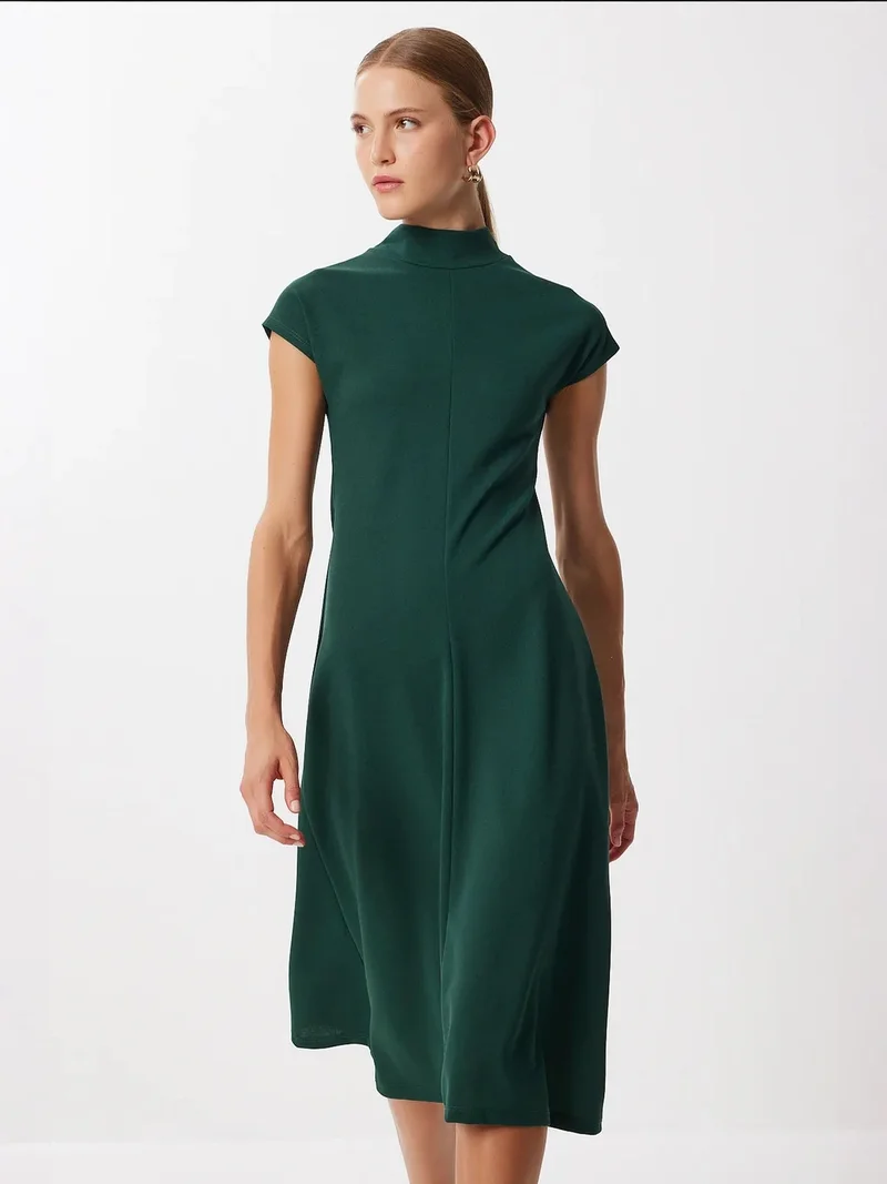 السعادة في إسطنبول ISTANBUL A-line midi dress with half turtleneck