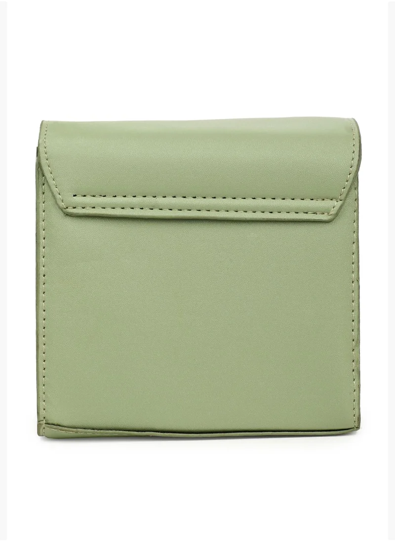 Haute Sauce Solid Magnet Lock Hand Bag