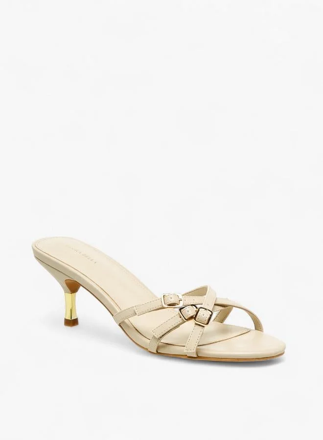 فلورا بيلا من شو إكسبرس صنادل بكعب واسع بتفاصيل إبزيم للنساء