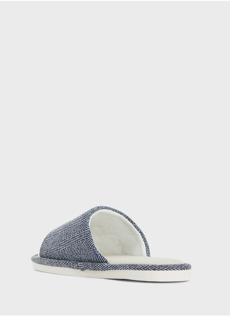 سفنتي فايف Open Toe Cozy Home Slippers