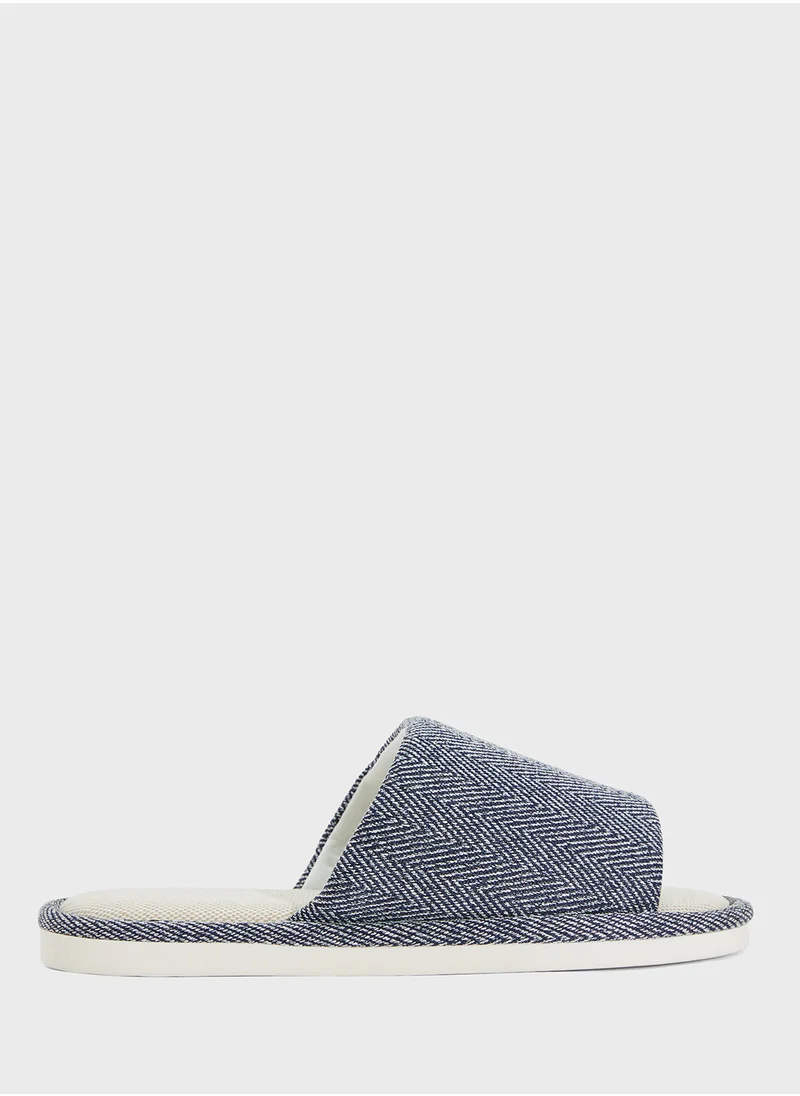 سفنتي فايف Open Toe Cozy Home Slippers
