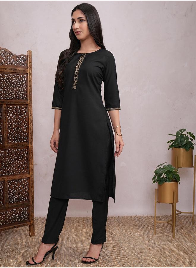 Vishudh Women Black Lace Work Kurta with Trousers by Styli  - Image 2