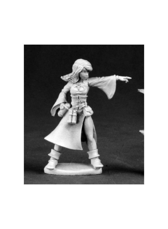 Reaper Miniatures Juliette-Wizard