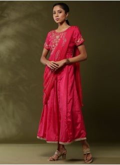 Abhishti Attached dupatta dress with floral zari embroidery-Fuchsia  - Image 4