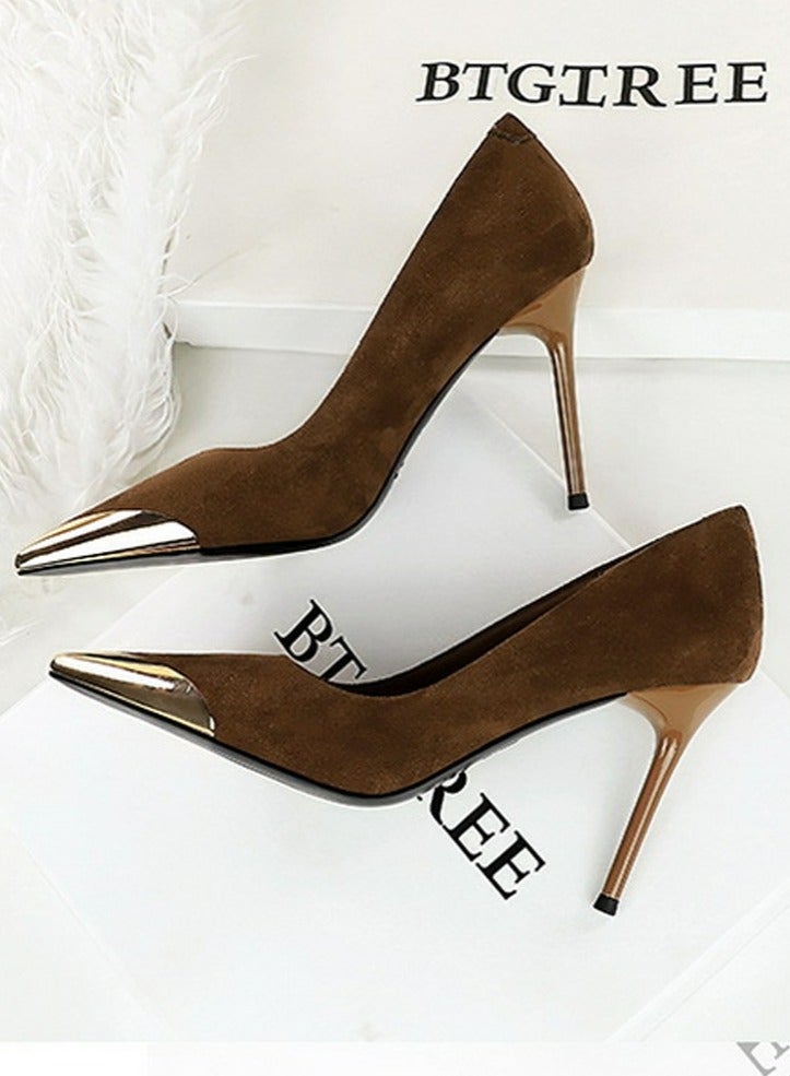 بيج تري النساء أنيقة جلد السويد أشار مغلق إصبع القدم كعب عالي 9.5CM البني - Image 3