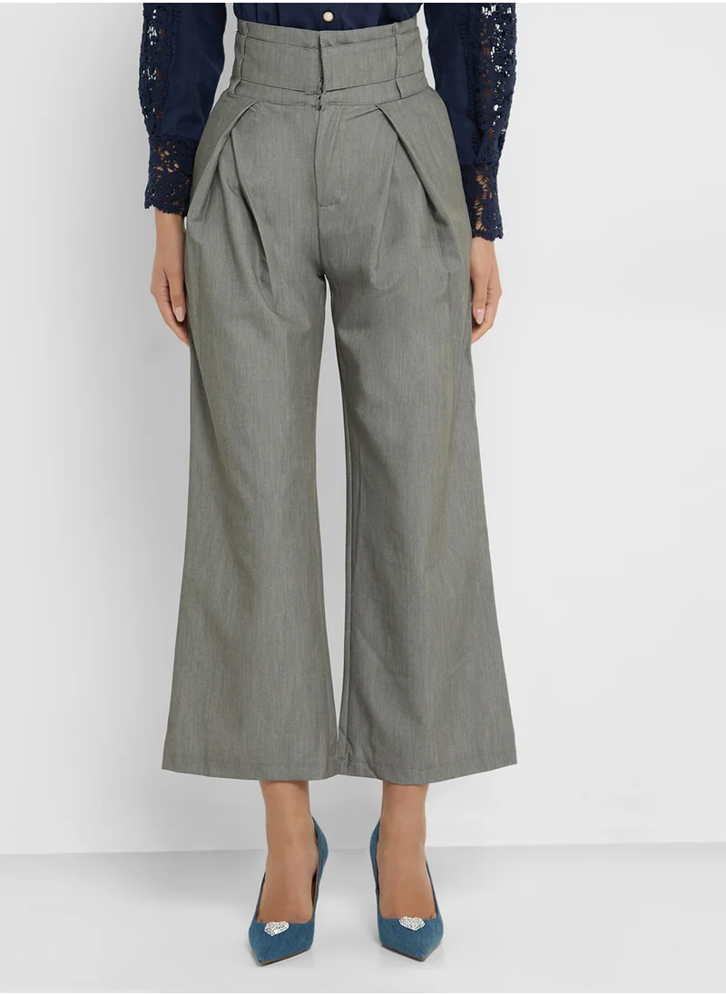 ايلا Front Pleat Detailed Pants