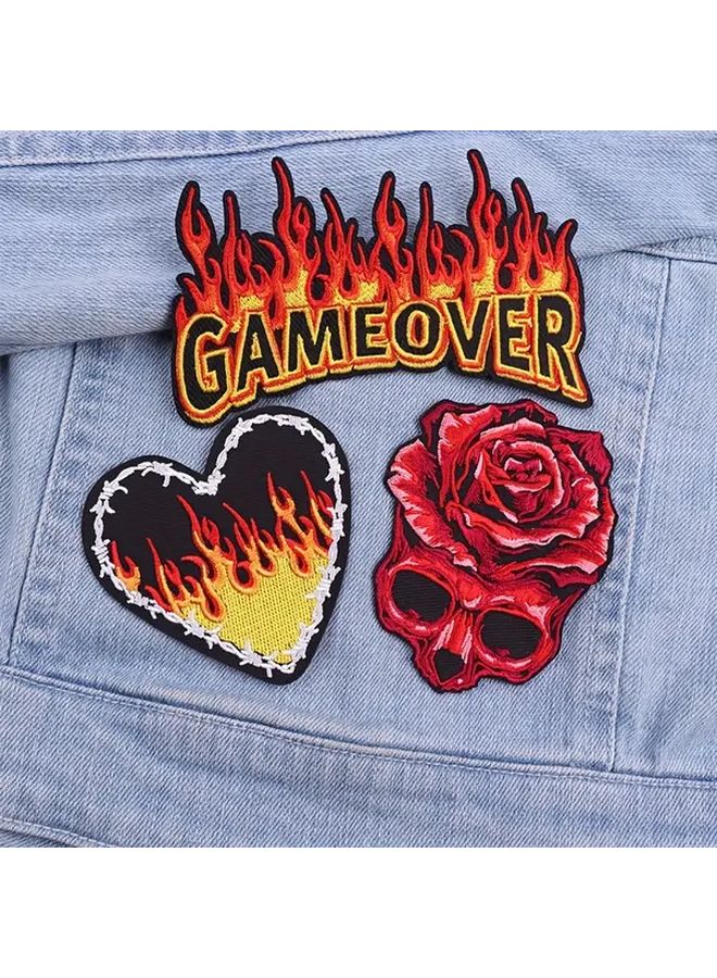 مجموعة رقعة التطريز Game Over مع جمجمة ولهب الموديل P E7936CT للتطبيق بالكي أو الخياطة - Image 2