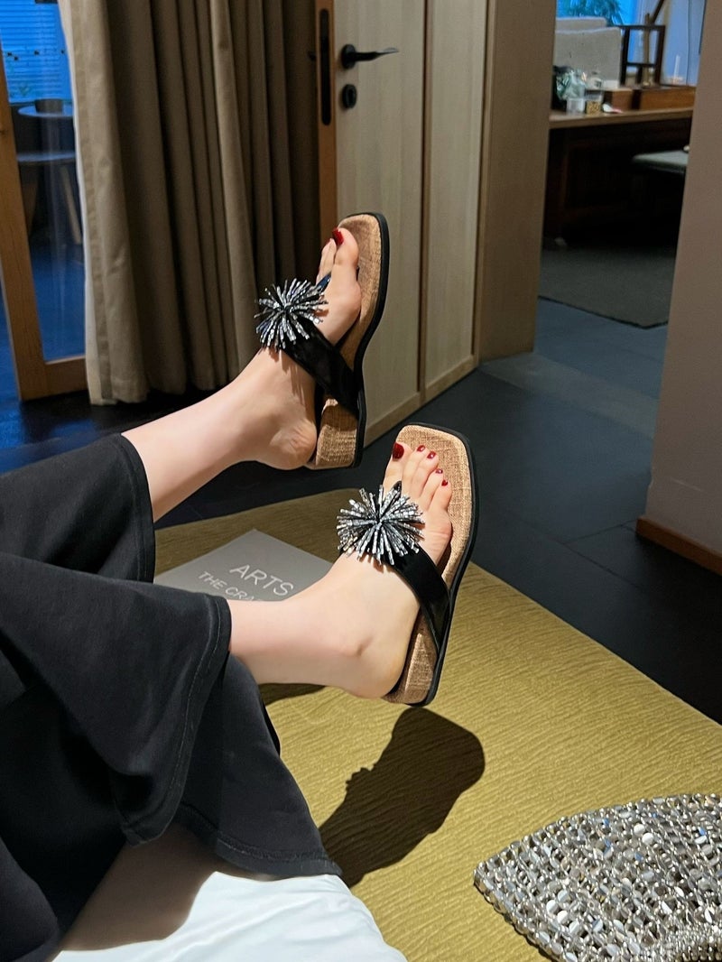 Women's French Square Toe Platform Thong Sandals - Image 1