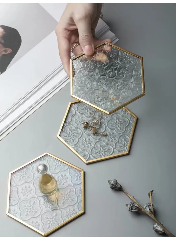 4-Piece Heat-Resistant Placemat Set for Copper Frame Glass Tea, Coffee & Water Cups - Image 4