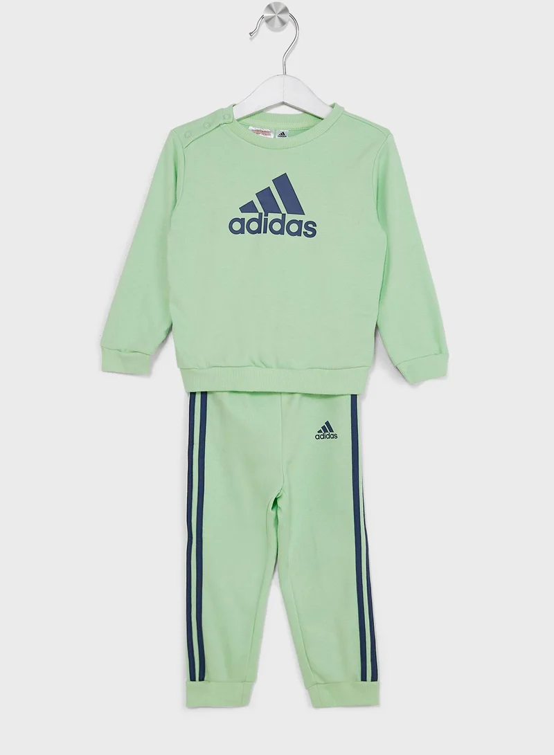 adidas بنطال جوغر رياضي من قماش تيري الفرنسي مزين بشعار للأطفال