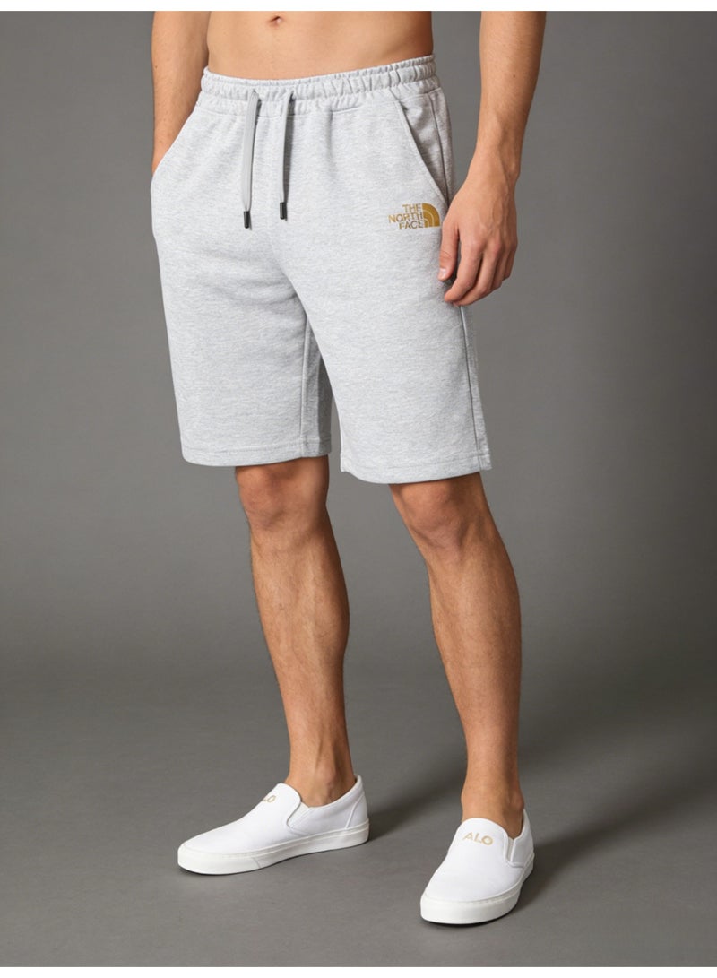 ذا نورث فيس THE NORTH FACE men's grey shorts with gold logo, loose drawstring knit and knee sweatpants. - Image 3