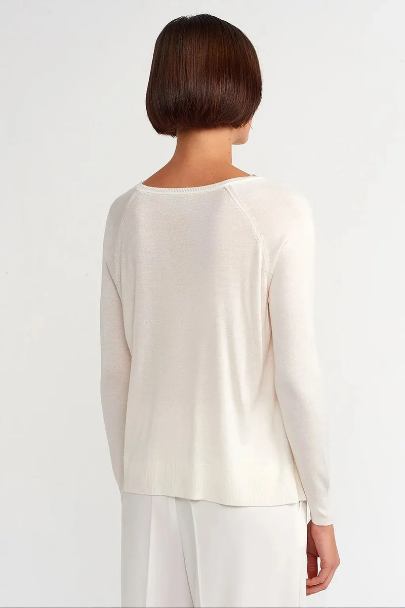 Dilvin Dusty White DILVIN Women’s Ribbed Crew Neck Sweater for Women | Best Price UAE