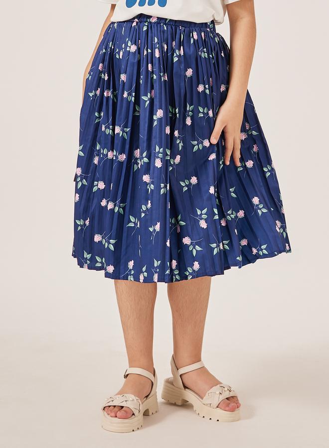 Styli Styli Slogan Print T-Shirt and All-Over Print Skirt  - Image 5