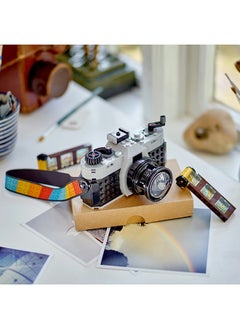 LEGO 31147 Creator 3In1 Retro Camera Toy To Video Camera To Tv Set, Models For Kids, Photography Gift For Boys And Girls Aged 8 Years Old And Over Who Enjoy Creative Play (261 Pieces)  - Image 5