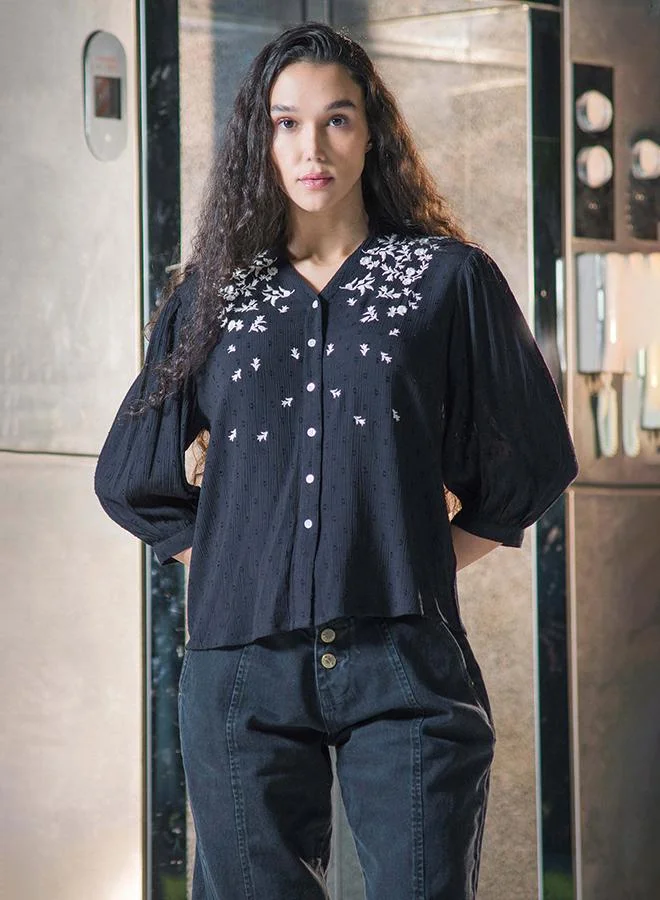 Virgio VIRGIO 100% Viscose Top With Intricate Contrast Embroidery