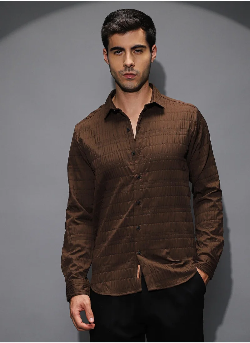 كامبوس سوترا Men's Chocolate Brown Grid-Tactile Shirt For Casual Wear | Spread Collar | Long Cuffed Sleeves | Button Closure | Shirt Shirt Crafted With Comfort Fit For Everyday Wear