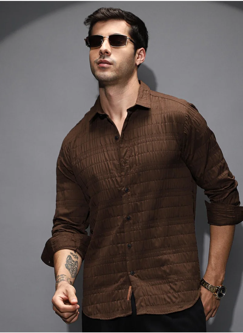 كامبوس سوترا Men's Chocolate Brown Grid-Tactile Shirt For Casual Wear | Spread Collar | Long Cuffed Sleeves | Button Closure | Shirt Shirt Crafted With Comfort Fit For Everyday Wear