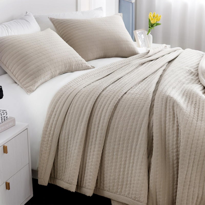 DAWNDIOR XL King Quilt Set - 108"x98" Soft Washed 3-Layer Lightweight Bedspread with Multi-Lock Quilting, Minimalist Nordic Bedding, All-Season Quilt for Spring & Summer (1 Quilt + 2 Pillow Shams), Oatmeal - Image 1