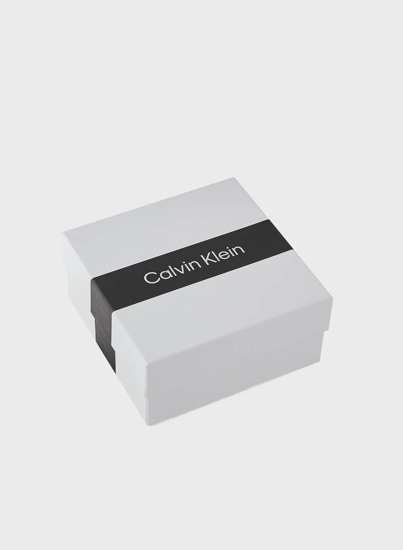 CALVIN KLEIN Minimalistic Squares