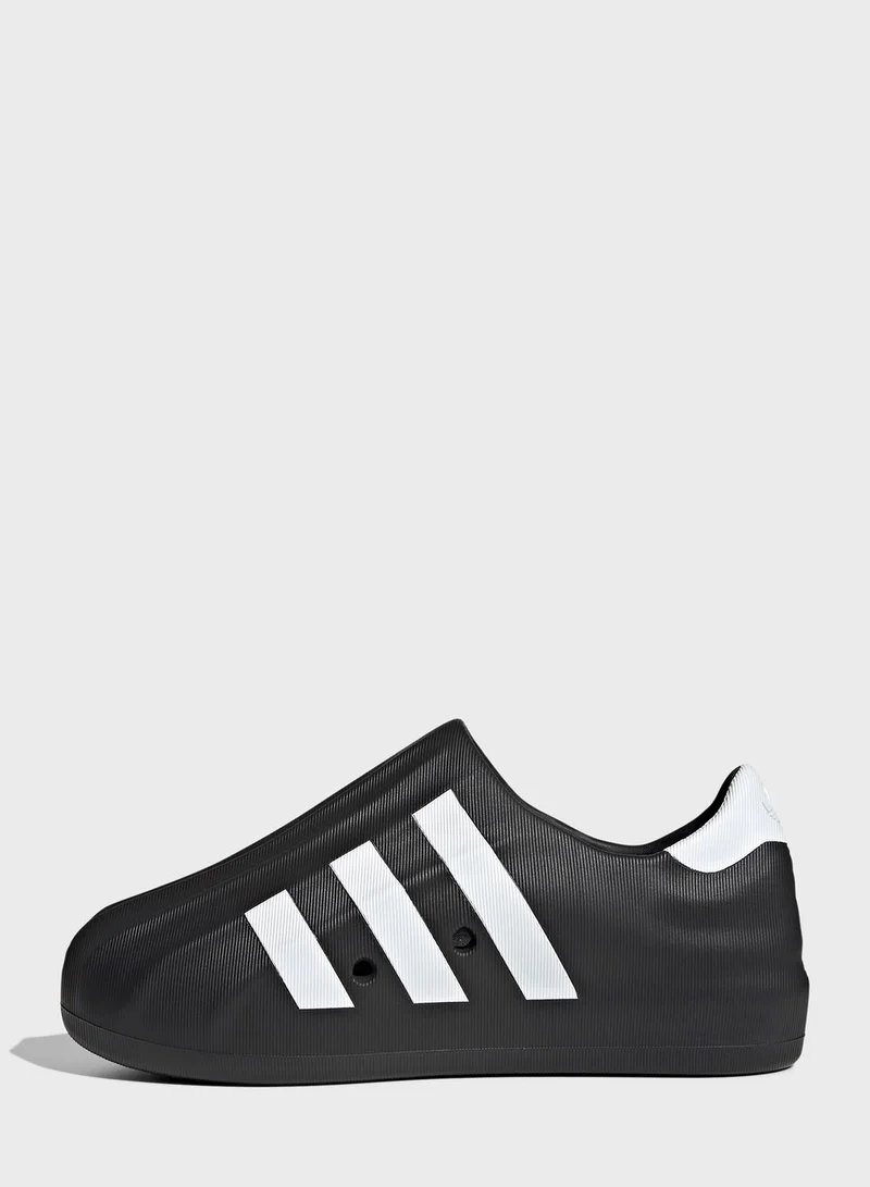 اديداس اوريجينالز حذاء رياضي سوبر ستار