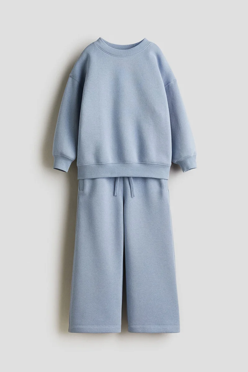 H&M 2-piece sweatshirt and joggers set