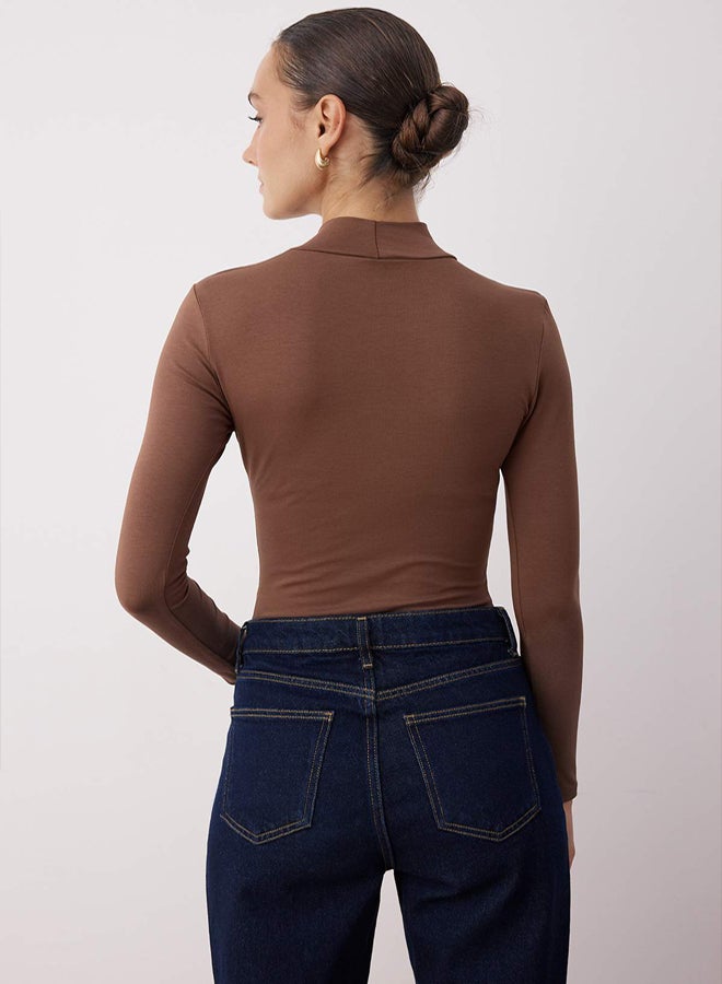 trendyol Brown Turtleneck Snap Knitted Bodysuit TWOAW21BD0008 - Image 4