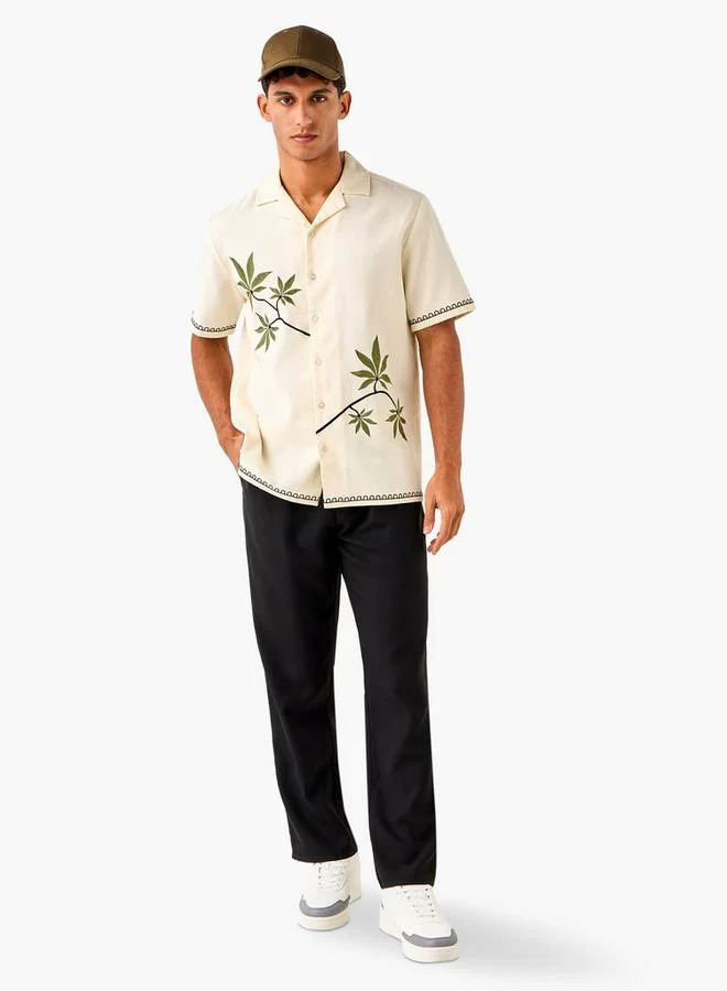 Lee Cooper  Lee Cooper Relaxed Fit Pants with Pockets for Men | Best Price UAE