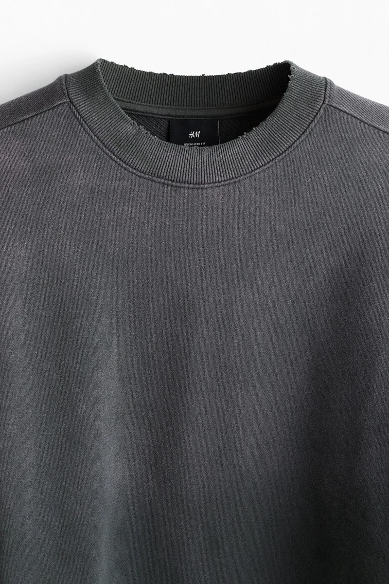 H&M  Oversized Fit Washed sweatshirt for Men | Best Price UAE