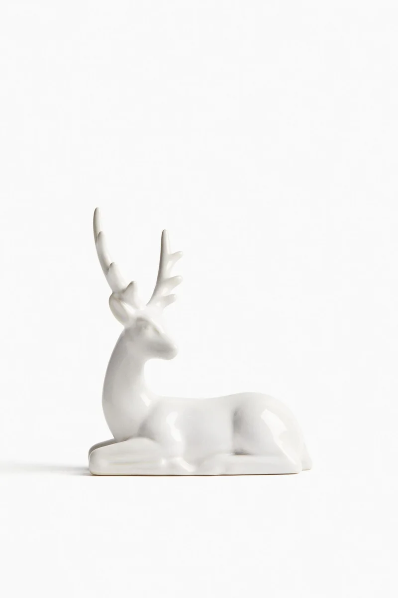 اتش اند ام زينة للكريسماس