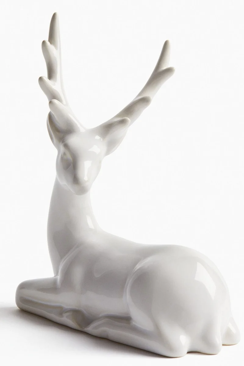 اتش اند ام زينة للكريسماس