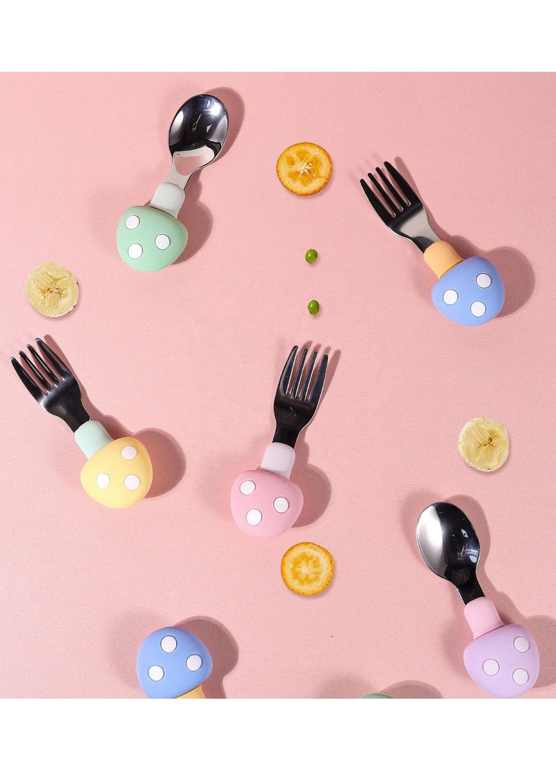 هايلاند طقم ملاعق وشوكة للأطفال من الفولاذ المقاوم للصدأ بمقبض قصير وردية مكون من قطعتين مع جراب - Image 4