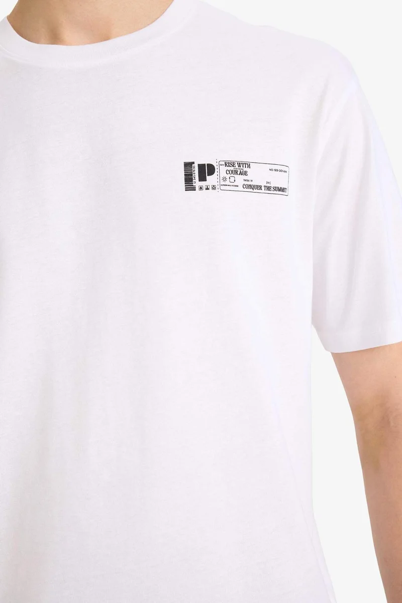Defacto  Boxy Fit Crew Neck Short Sleeve T-Shirt for Men | Best Price UAE