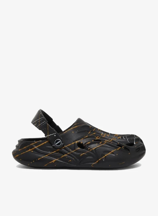 ستايلي كلوغز بطبعة منحوتة وسهل الارتداء