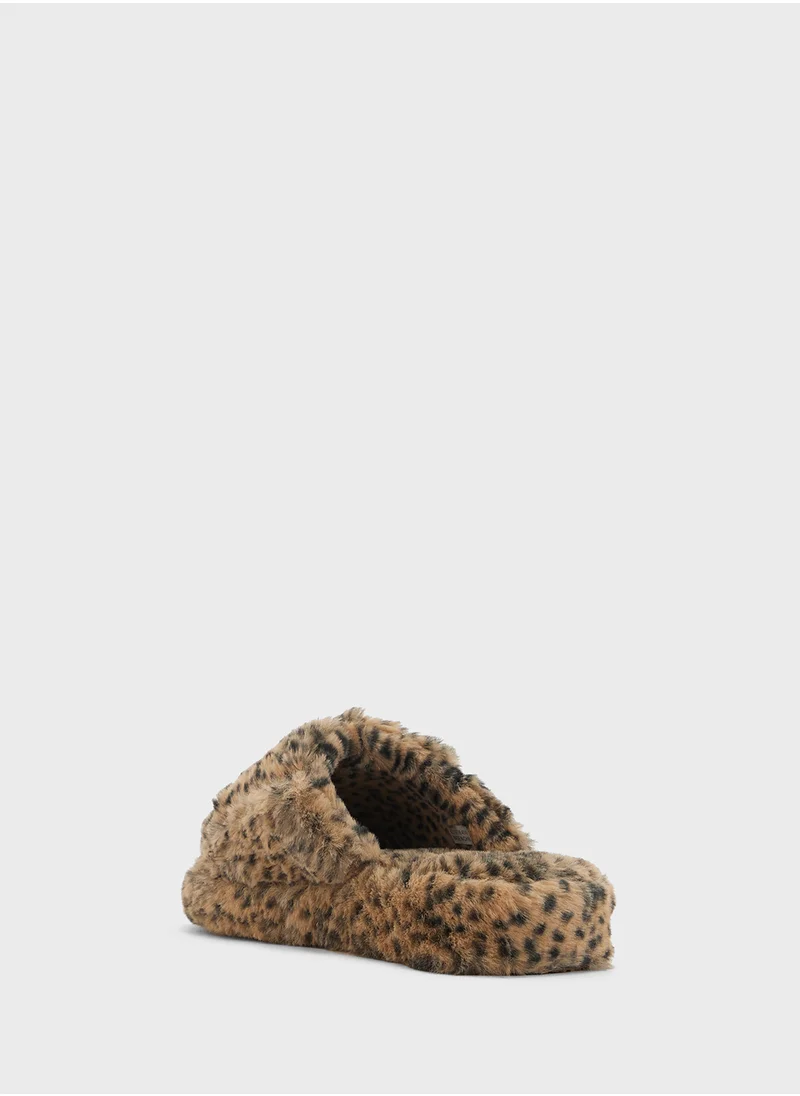 جينجر Platform Casual Bedroom Slipper