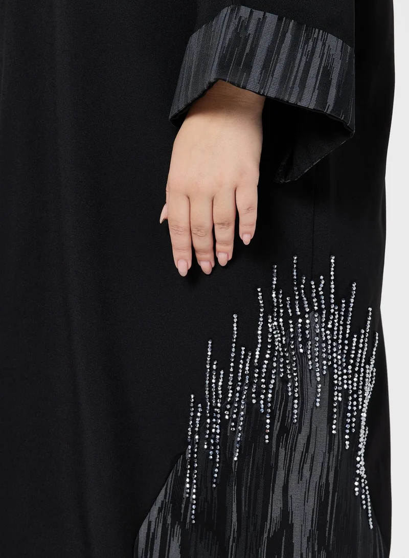Khizana Embellished Detail Abaya With Sheila