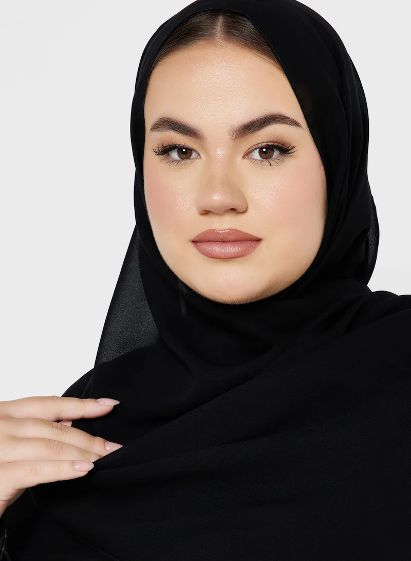 Khizana Embellished Detail Abaya With Sheila