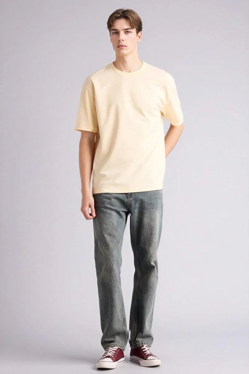 ديفاكتو Crew Neck Oversize Basic T-Shirt
