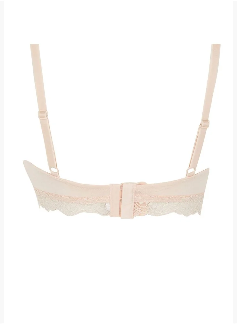 DeFacto Lace Detailed Bralette